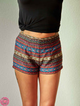 Cargar imagen en el visor de la galería, SHORT THAI - COLOR ARENA Y TURQUESA