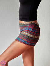 Cargar imagen en el visor de la galería, short mini pantalón hippie étnico boho chic