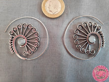 Cargar imagen en el visor de la galería, PENDIENTES HIPPIES DE ESPIRAL DE CARACOLA
