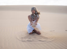 Cargar imagen en el visor de la galería, TOCADO TURKMANÍ GRANDE