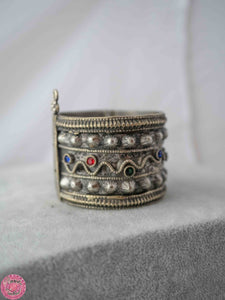 BRAZALETE AFGANO CON CRISTALES DE COLORES