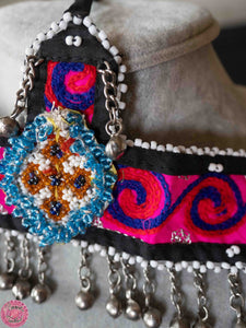 TOCADO KUCHI DE TELA Y CASCABELES