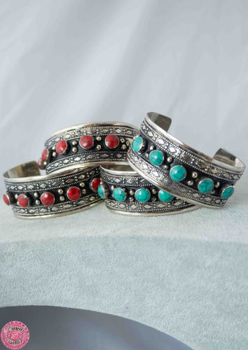BRAZALETE AFGANO CON PIEDRAS REDONDAS