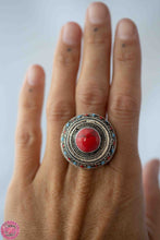 Cargar imagen en el visor de la galería, ANILLO ÉTNICO CON PIEDRA CENTRAL REDONDA Y COLORES ALREDEDOR