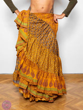 Cargar imagen en el visor de la galería, FALDA 25 YARDAS SARI ESPECIAL - DORADO