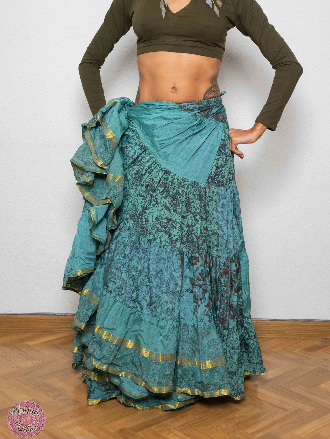 FALDA 25 YARDAS SARI TORNASOL - AZUL TURQUESA