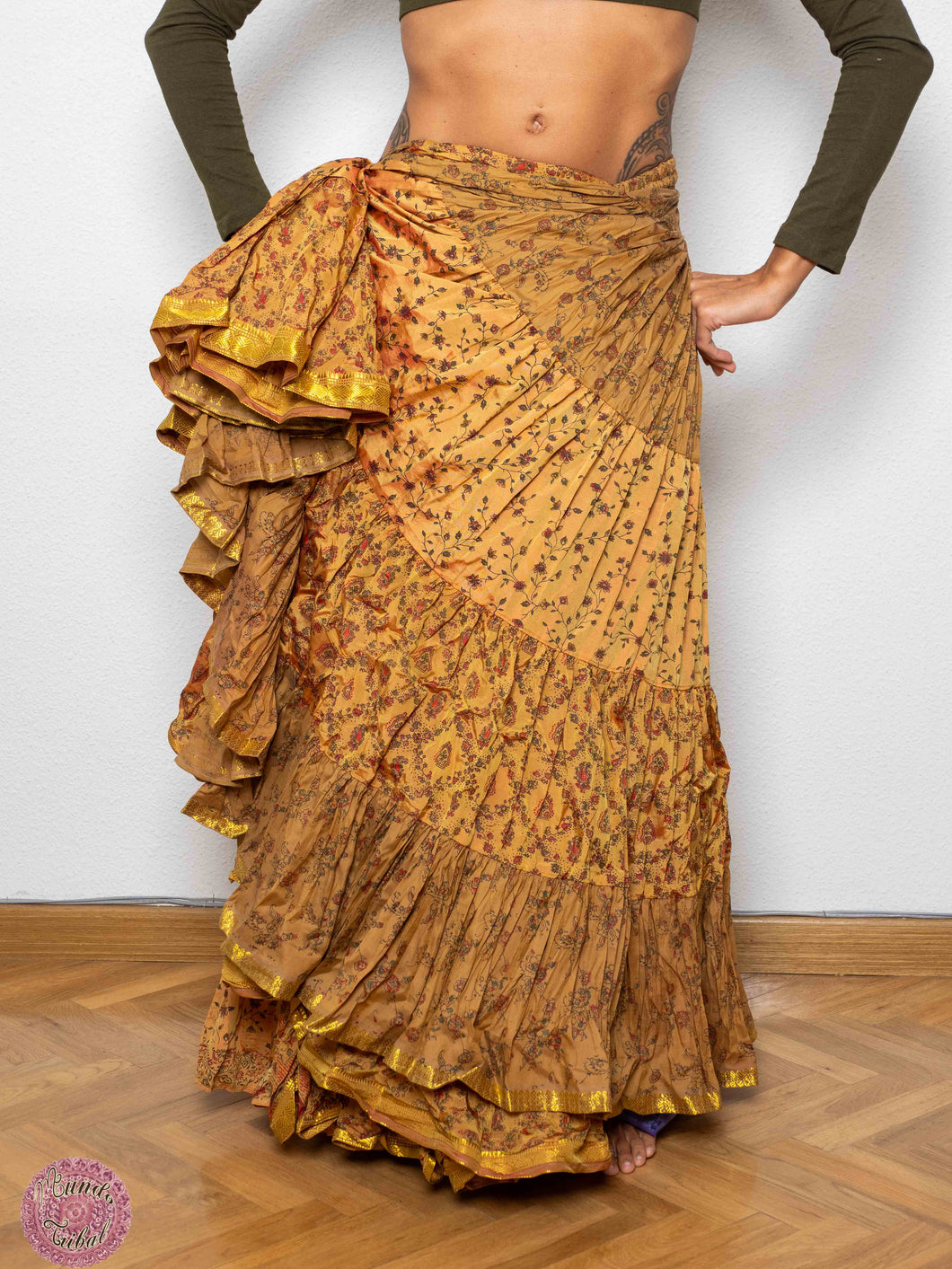 FALDA 25 YARDAS SARI TORNASOL - DORADA