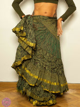 Cargar imagen en el visor de la galería, FALDA 25 YARDAS SARI TORNASOL - VERDE DOBLE RIBETE