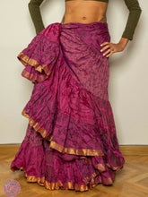 Cargar imagen en el visor de la galería, FALDA 25 YARDAS SARI TORNASOL - FUCSIA INTENSO