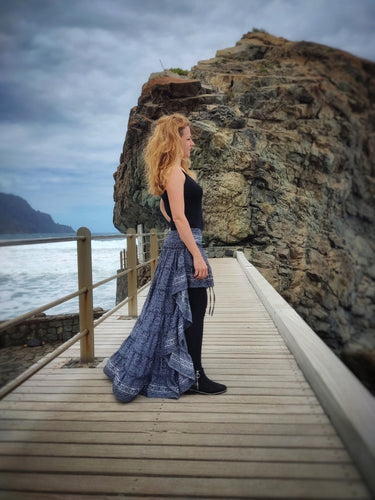 FALDA ASIMÉTRICA - ESTAMPADA GRIS