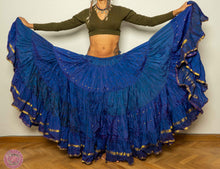 Cargar imagen en el visor de la galería, FALDA 25 YARDAS SARI TORNASOL - AZUL TOPITOS DORADOS