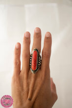 Cargar imagen en el visor de la galería, ANILLO KUCHI PIEDRA ALARGADA