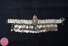 Cargar imagen en el visor de la galería, TOCADO TURKMANÍ PLATEADO