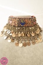 Cargar imagen en el visor de la galería, CHOKER O GARGANTILLA KUCHI - 3 LUNAS