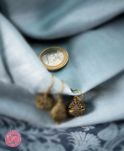 PENDIENTES HIPPIES BOLA ÉTNICA DE FLECHAS Y PUNTOS