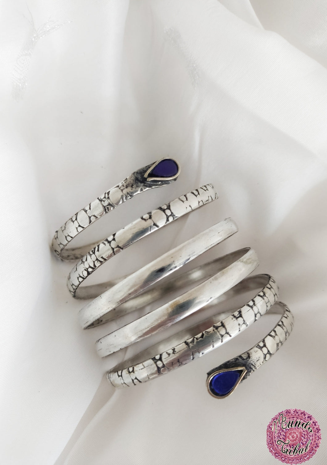 BRAZALETE SERPIENTE PLATEADO - CORTO