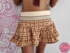 mini falda batik dorada estampada