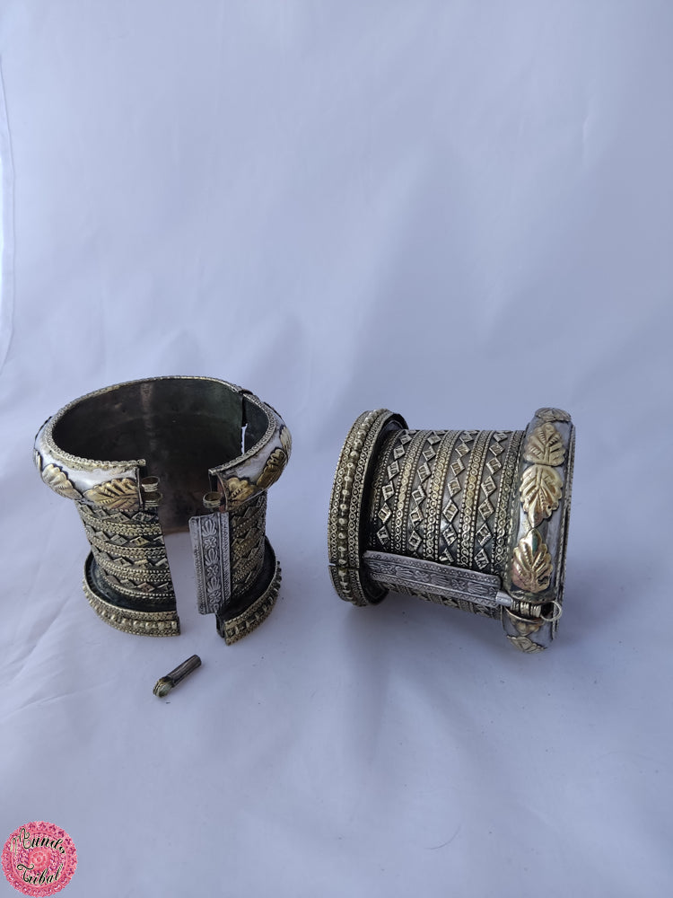BRAZALETE KUCHI CILINDRO ASIMÉTRICO